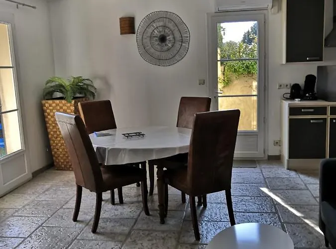 La Bastide Des Macalo * Pont-Saint-Esprit